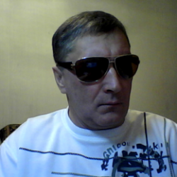 Парень из Москвы. Ищу девушку, которая сделает минет в обмен на куни Парень из Москвы. Ищу девушку, которая сделает минет в обмен на куни