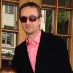 Парень, ищу девушку для вирта или обмена фотками. Парень, ищу девушку для вирта или обмена фотками.