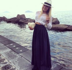 Девушка ищет парня для жесткого секса без обязательств в Геленджике Девушка ищет парня для жесткого секса без обязательств в Геленджике