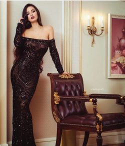 Шаловливая, горячая развратница ждет мужчин в Геленджике Шаловливая, горячая развратница ждет мужчин в Геленджике